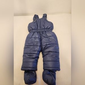 The infant snowsuit 